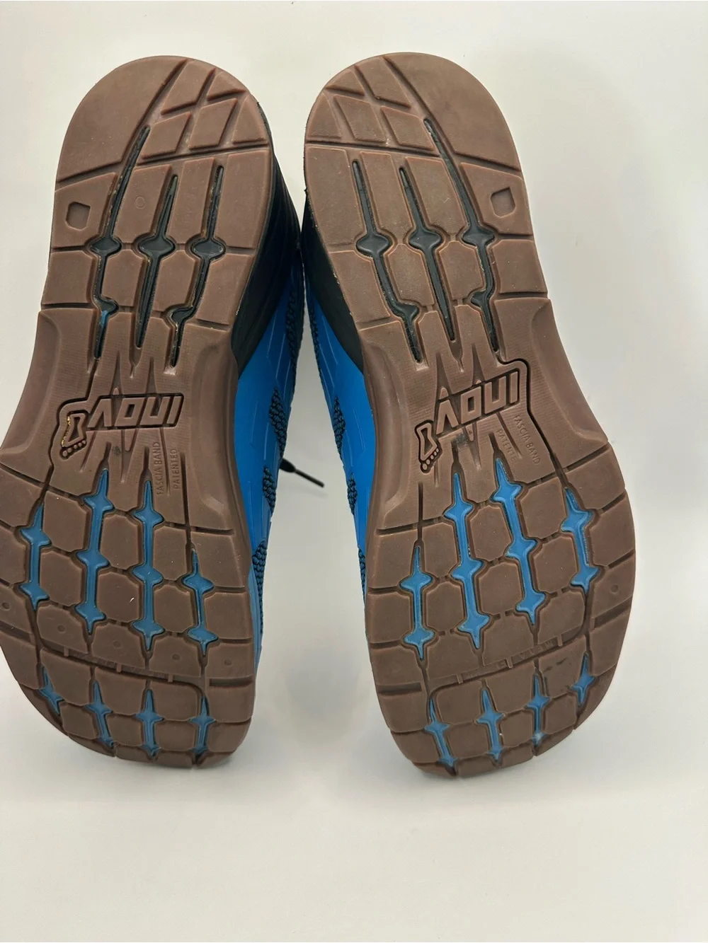 Inov-8 Men's Blue and Black Lightweight Sneakers
